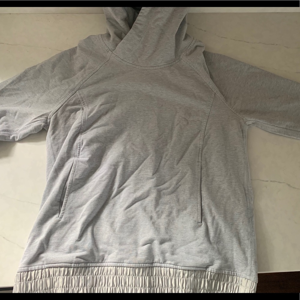 Lululemon hooded pullover